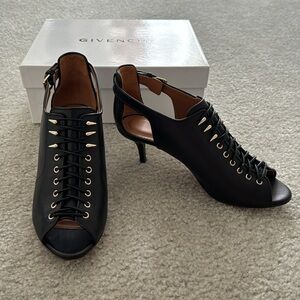 GIVENCHY Black Lace Up Heels